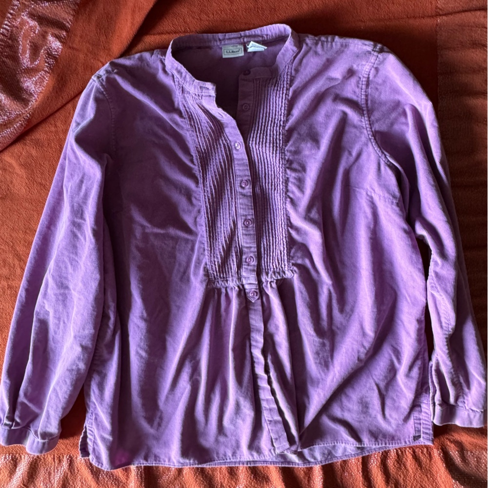 Mauve fine wale corduroy button-up long sleeve shirt